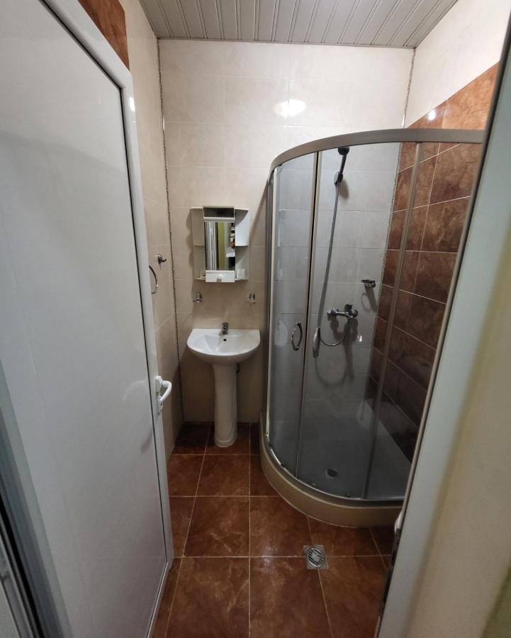 Provans Famili Hotel Letnitsa Экстерьер фото