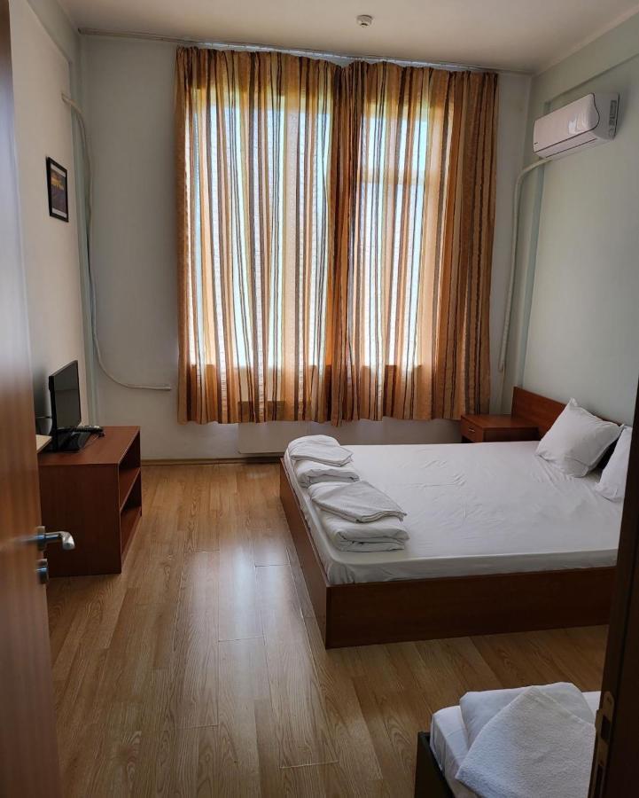 Provans Famili Hotel Letnitsa Экстерьер фото