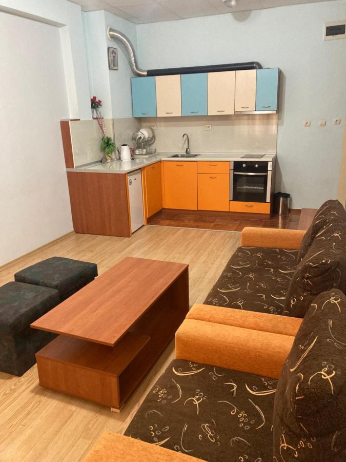 Provans Famili Hotel Letnitsa Экстерьер фото