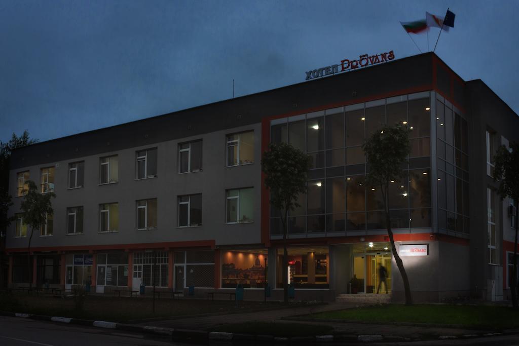 Provans Famili Hotel Letnitsa Экстерьер фото