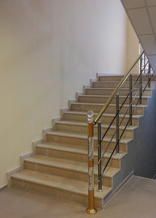 Provans Famili Hotel Letnitsa Экстерьер фото