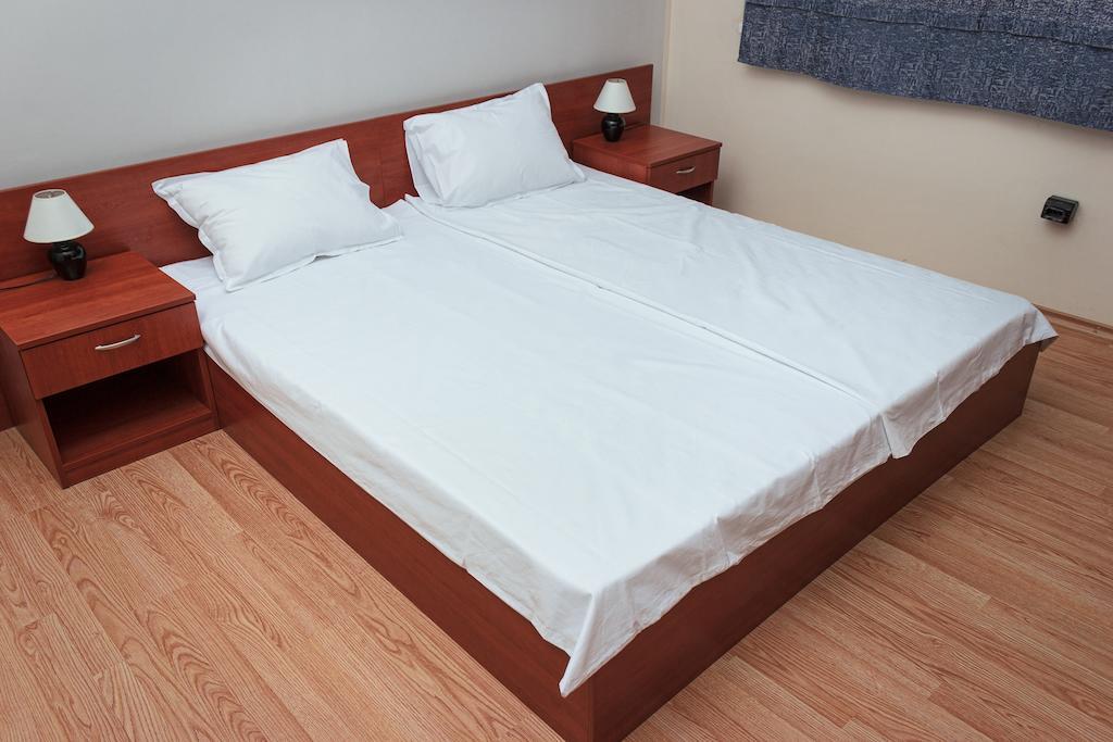 Provans Famili Hotel Letnitsa Номер фото